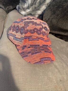 EUC - Aerie - Textured Woven Cap